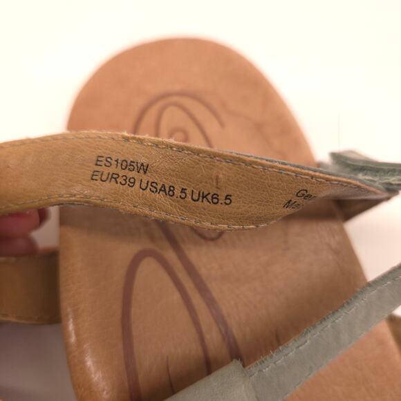 Aetrex Sage Green Leather T-Strap Flat Sandal, Sunburst Dark Brass Trim-Size 8.5 - Picture 12 of 12